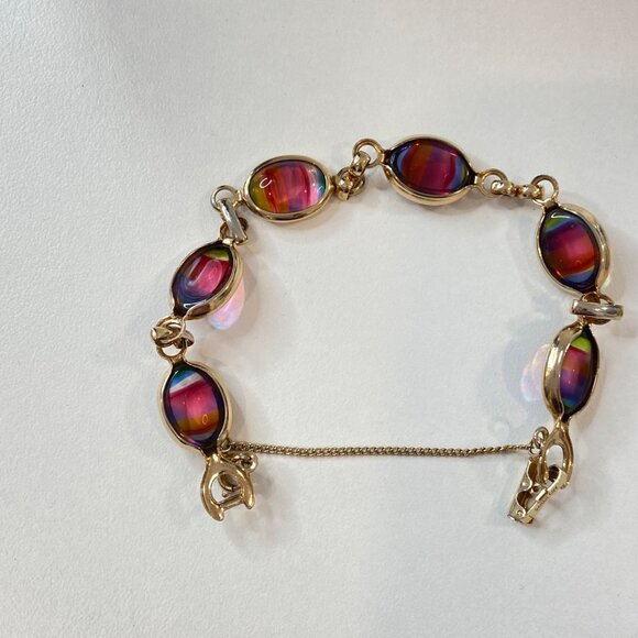 Sarah Coventry Gold-Tone Bracelet With Oval Rainbow Glass Cabochons & Safety Cha - Picture 5 of 14